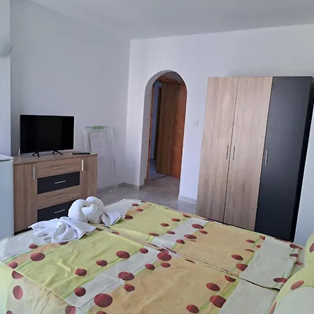 Guest house за гости кирови Ahtopol