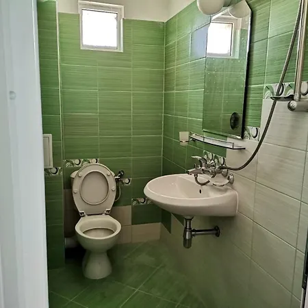 за гости кирови Guest house *